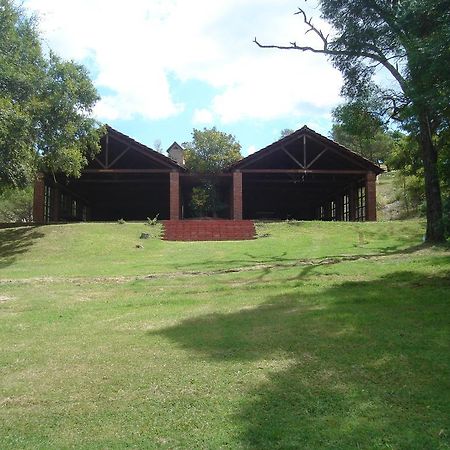 Tres Pircas Hotel & Spa Huerta Grande Exterior foto