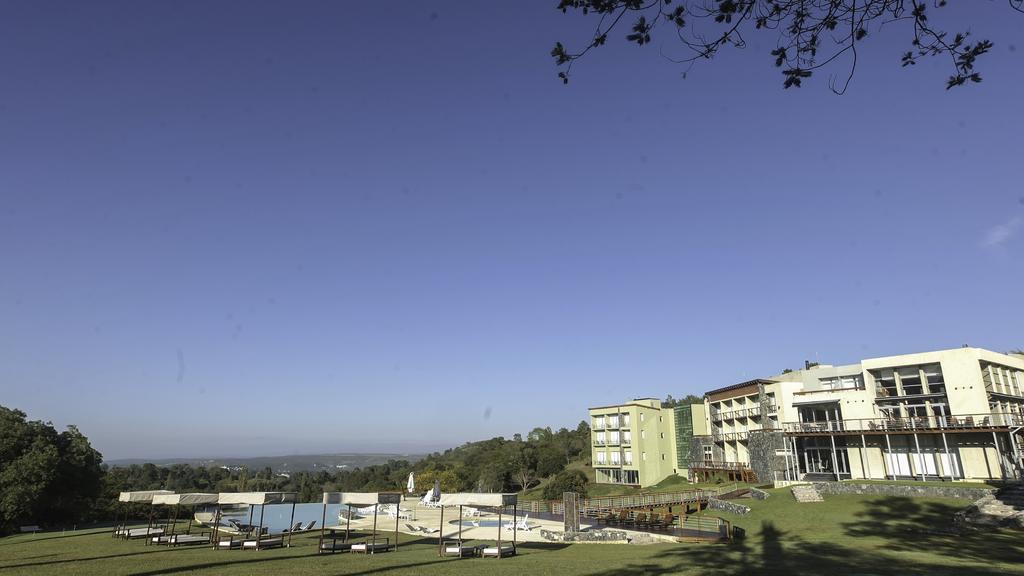 Tres Pircas Hotel & Spa Huerta Grande Exterior foto