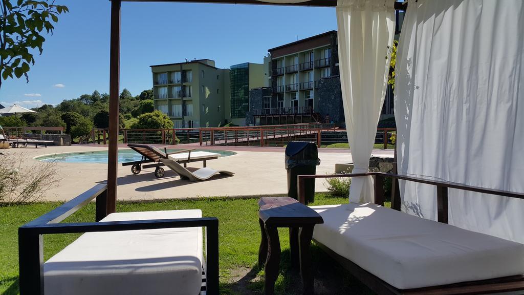 Tres Pircas Hotel & Spa Huerta Grande Exterior foto