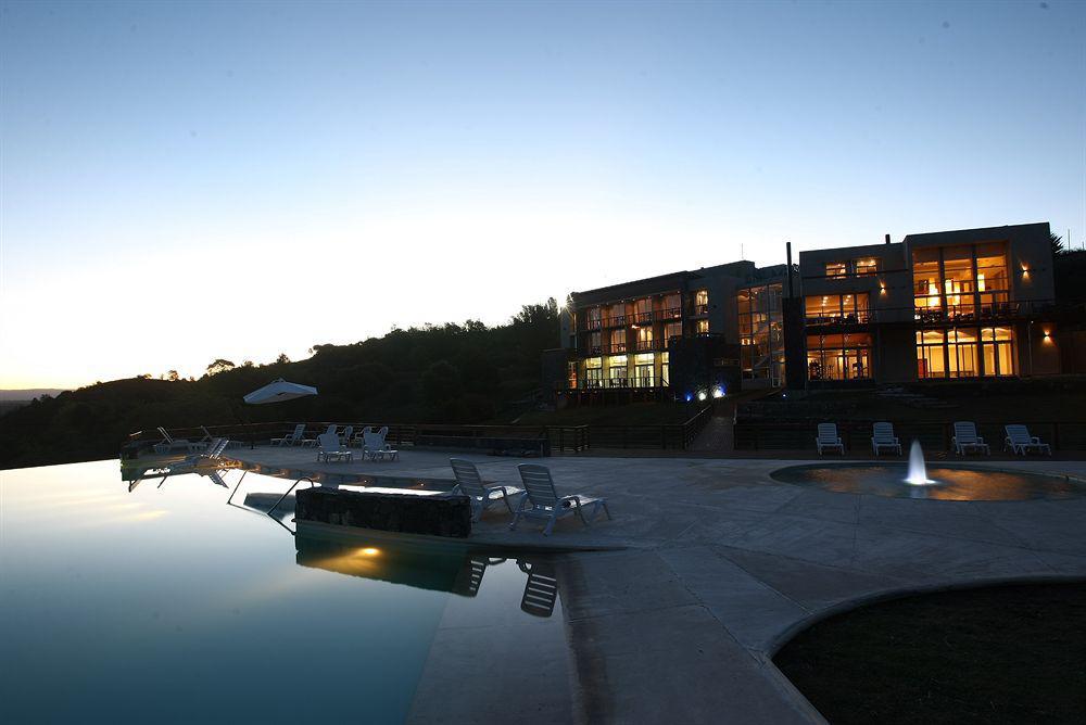 Tres Pircas Hotel & Spa Huerta Grande Exterior foto